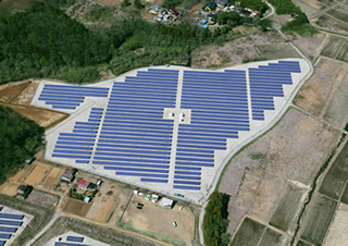 千葉商科大学 メガソーラー野田発電所（パネル増設前）